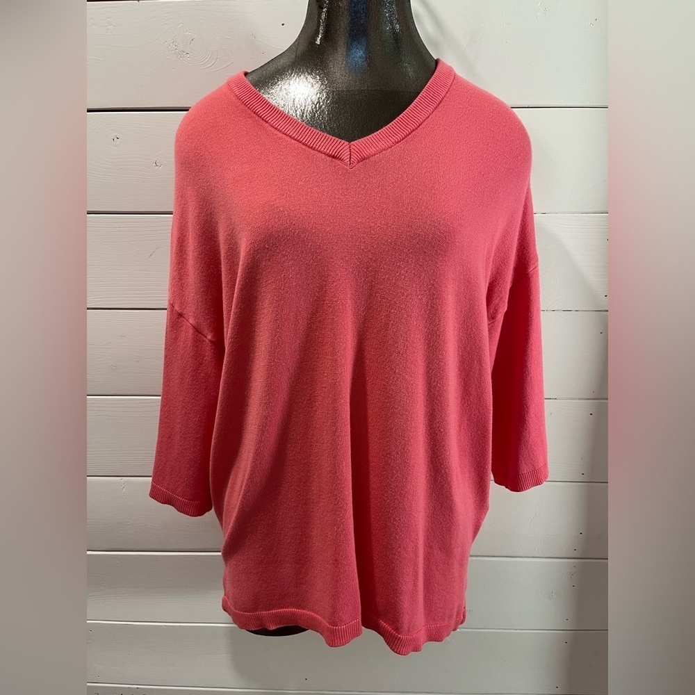 FRANSA – Coral Pink Knit V-Neck Top M